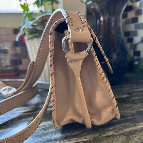 Origenes by David Luna Hand-Tooled Leather Crossbody Bag - Picture 4 of 7